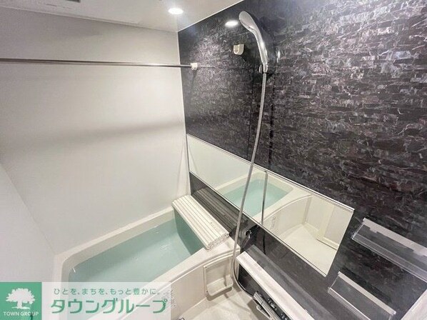 コンフォリア・リヴ文京護国寺の物件内観写真